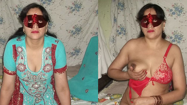 South Indian Couple Discount